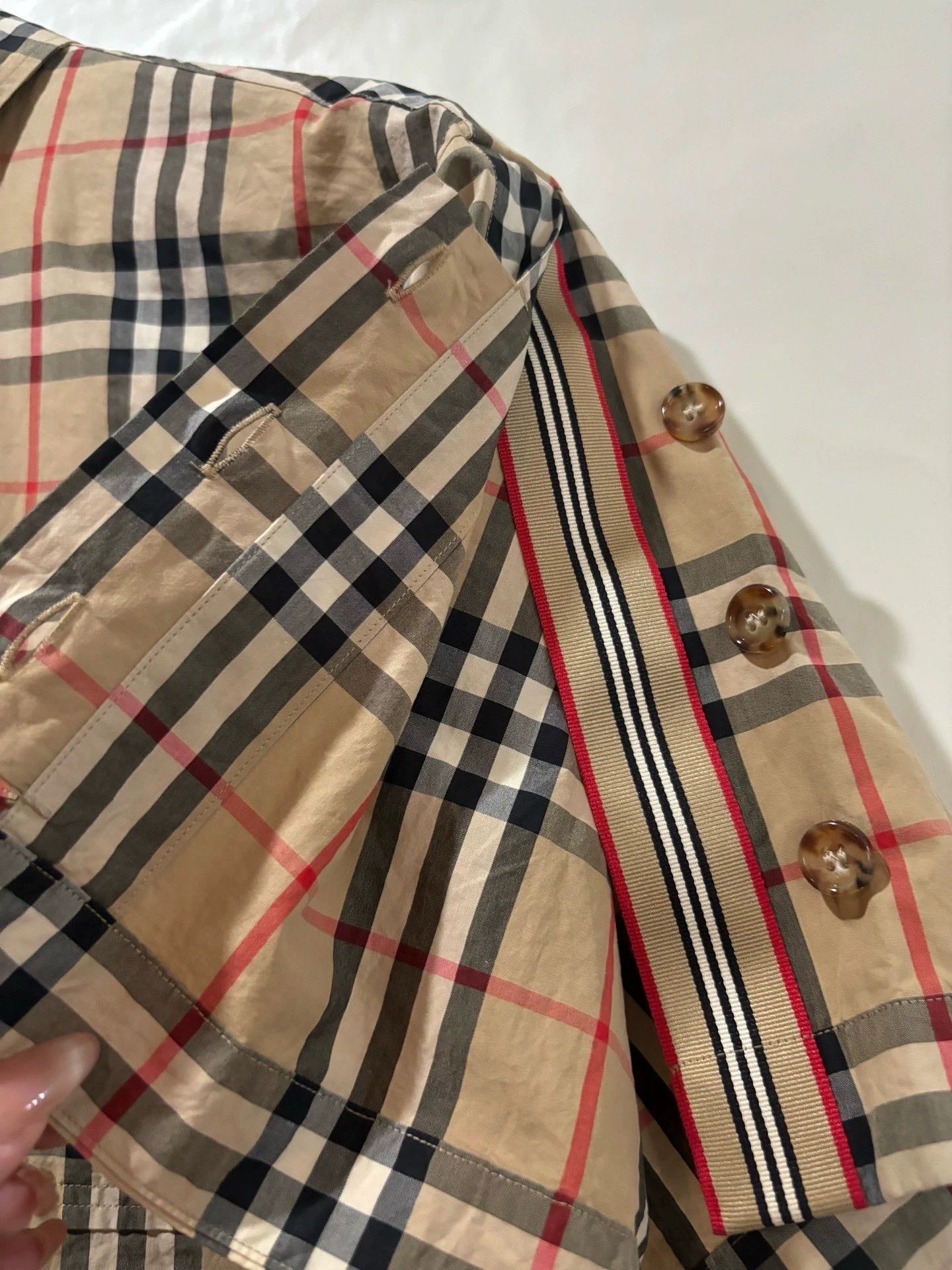 Burberry Burberry Classic Plaid Short Sleeve Shirt Size US XS / EU 42 / 0 - 4 Thumbnail