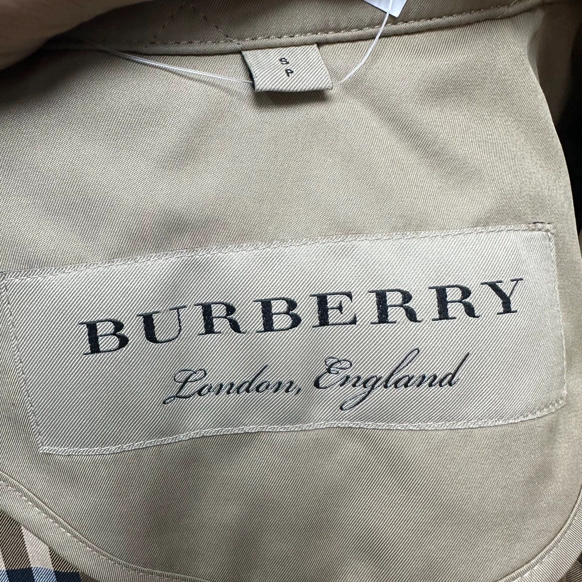 Burberry Burberry Women's Quilted Coat S Size US S / EU 44-46 / 1 - 3 Thumbnail