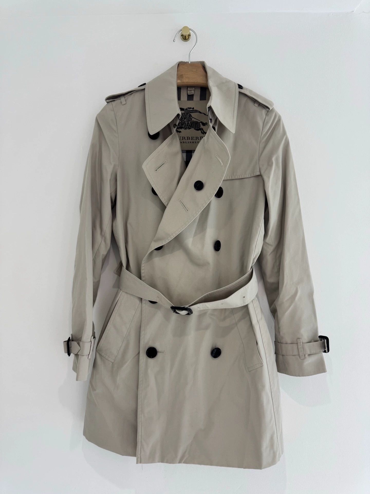 Burberry Burberry Beige Trench Coat Size 4 Size US S / EU 44-46 / 1 - 2 Thumbnail