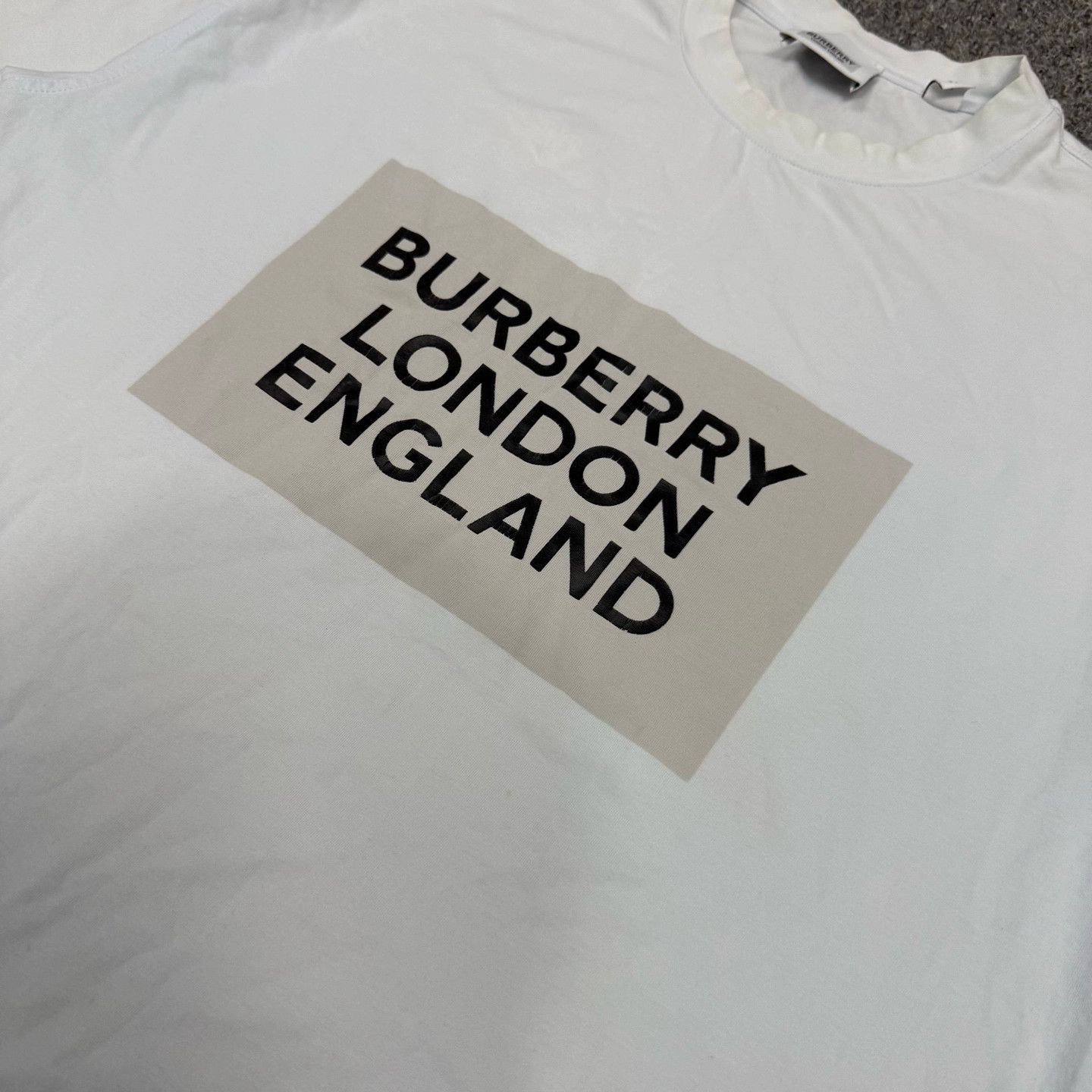 Burberry Burberry Chest Logo Short Sleeve Tee Size US XS / EU 42 / 0 - 3 Thumbnail