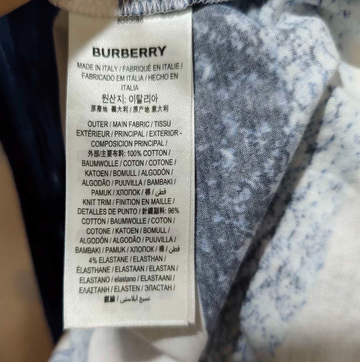 Burberry Burberry Round Neck Printed T-shirt XS Size US XS / EU 42 / 0 - 6 Thumbnail