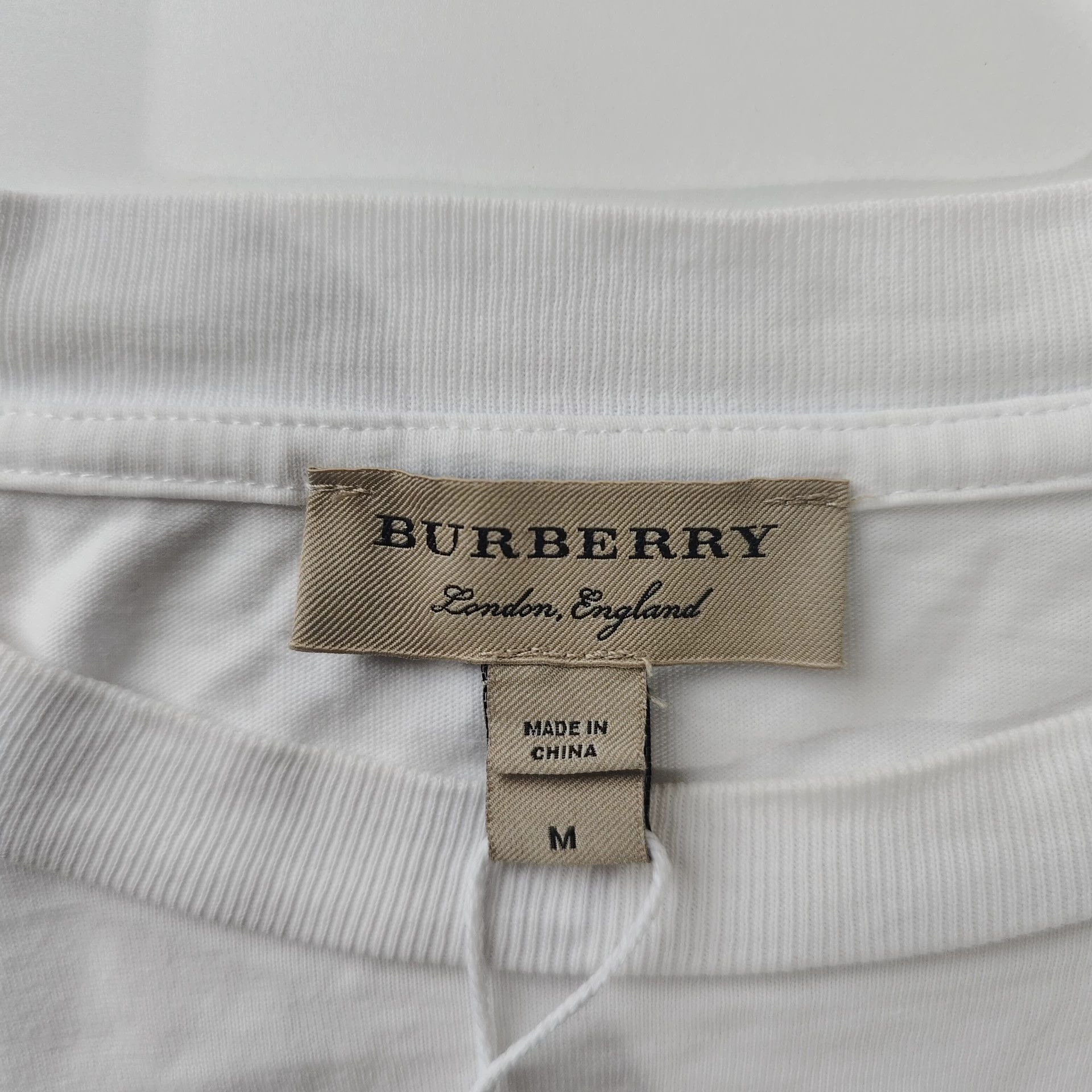 Burberry Burberry White Crew Neck T-shirt Size US M / EU 48-50 / 2 - 3 Thumbnail