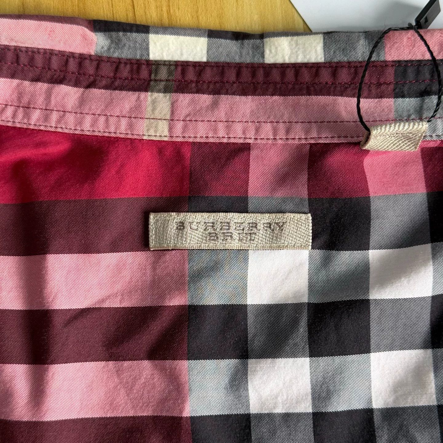 Burberry Burberry Red Check Button-Up Shirt M Size US M / EU 48-50 / 2 - 3 Thumbnail
