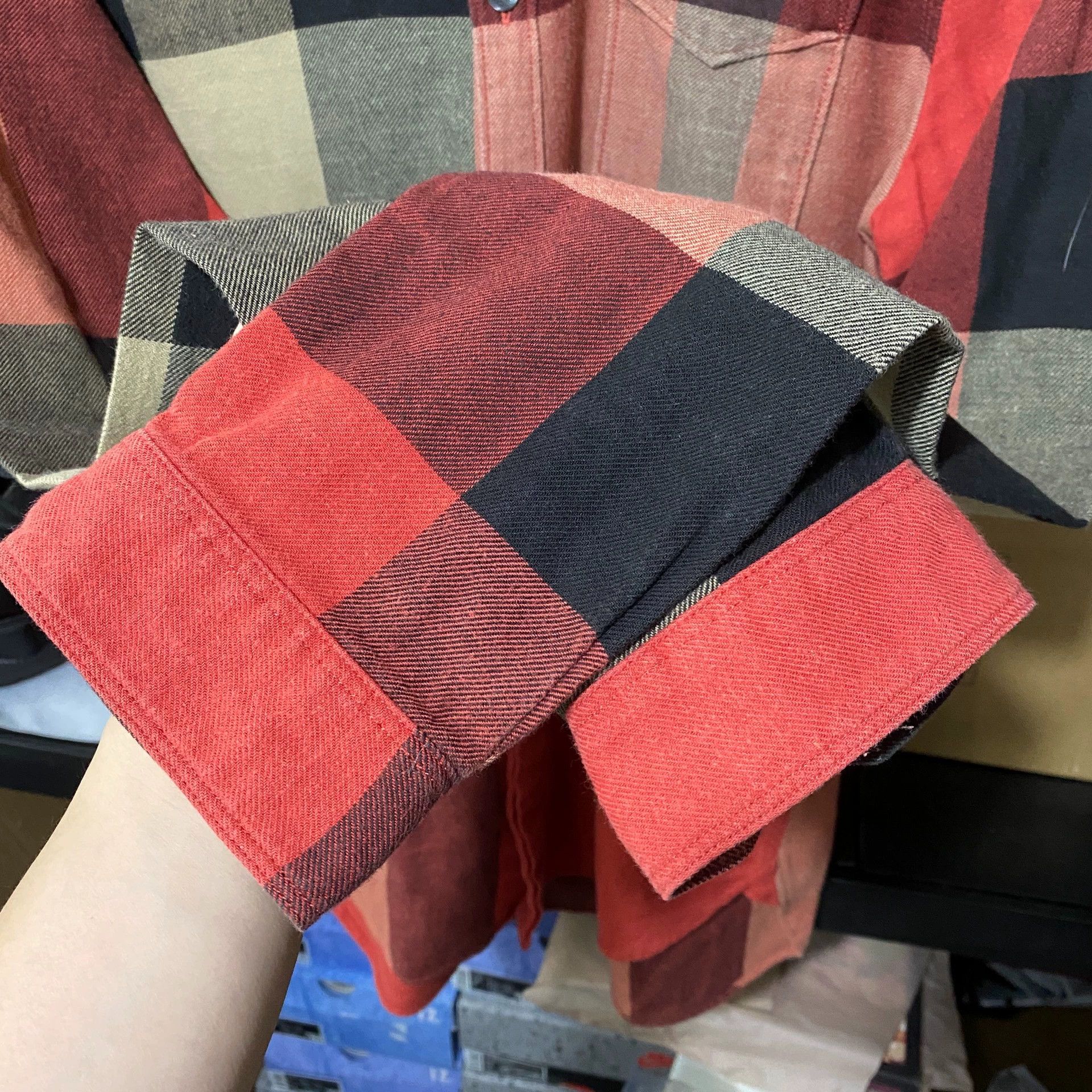 Burberry Burberry Checkered Shirt Red S Size US S / EU 44-46 / 1 - 5 Thumbnail