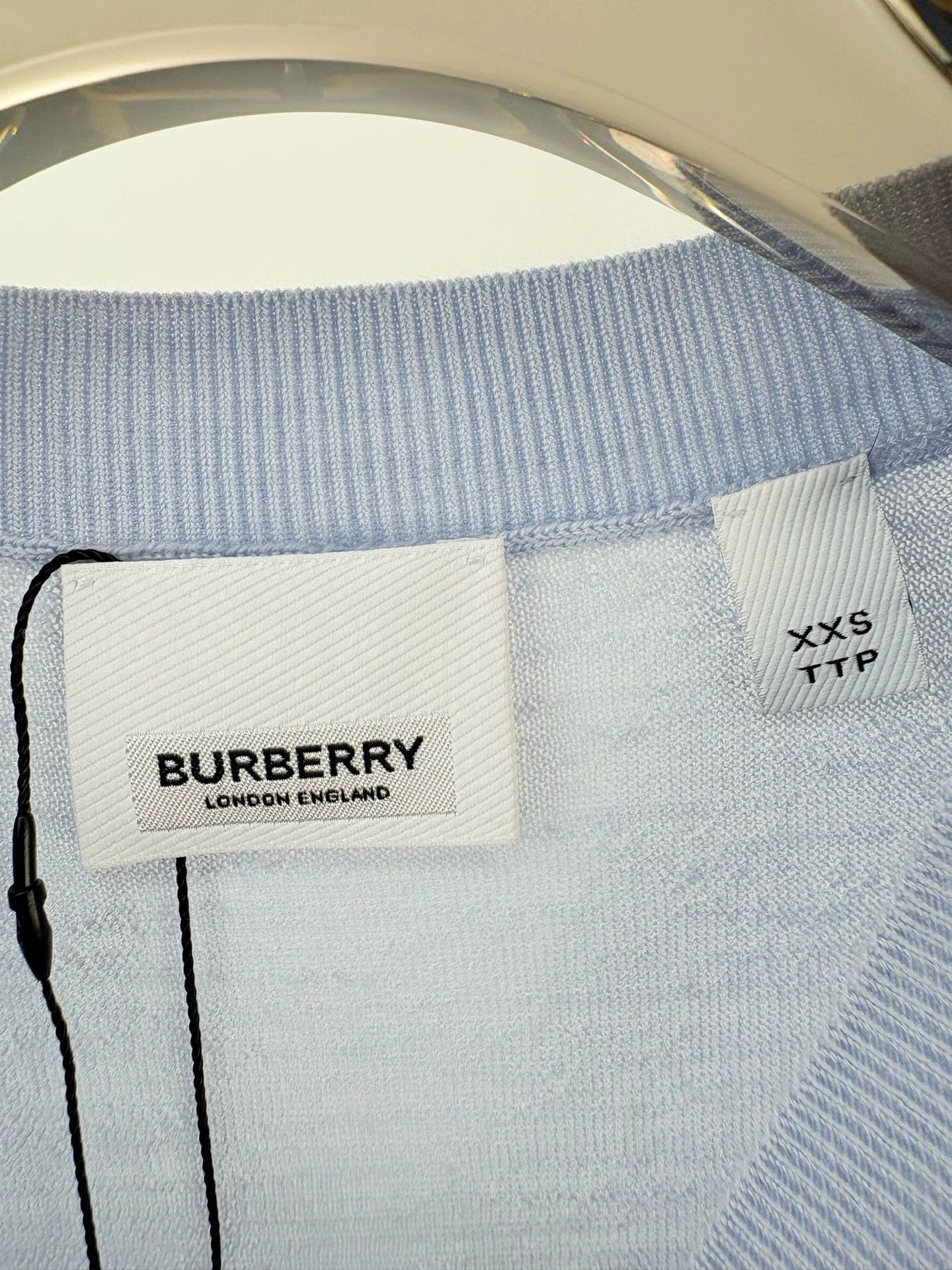 Burberry Burberry TB Logo Wool Knit Cardigan Size US XXS / EU 40 - 4 Thumbnail