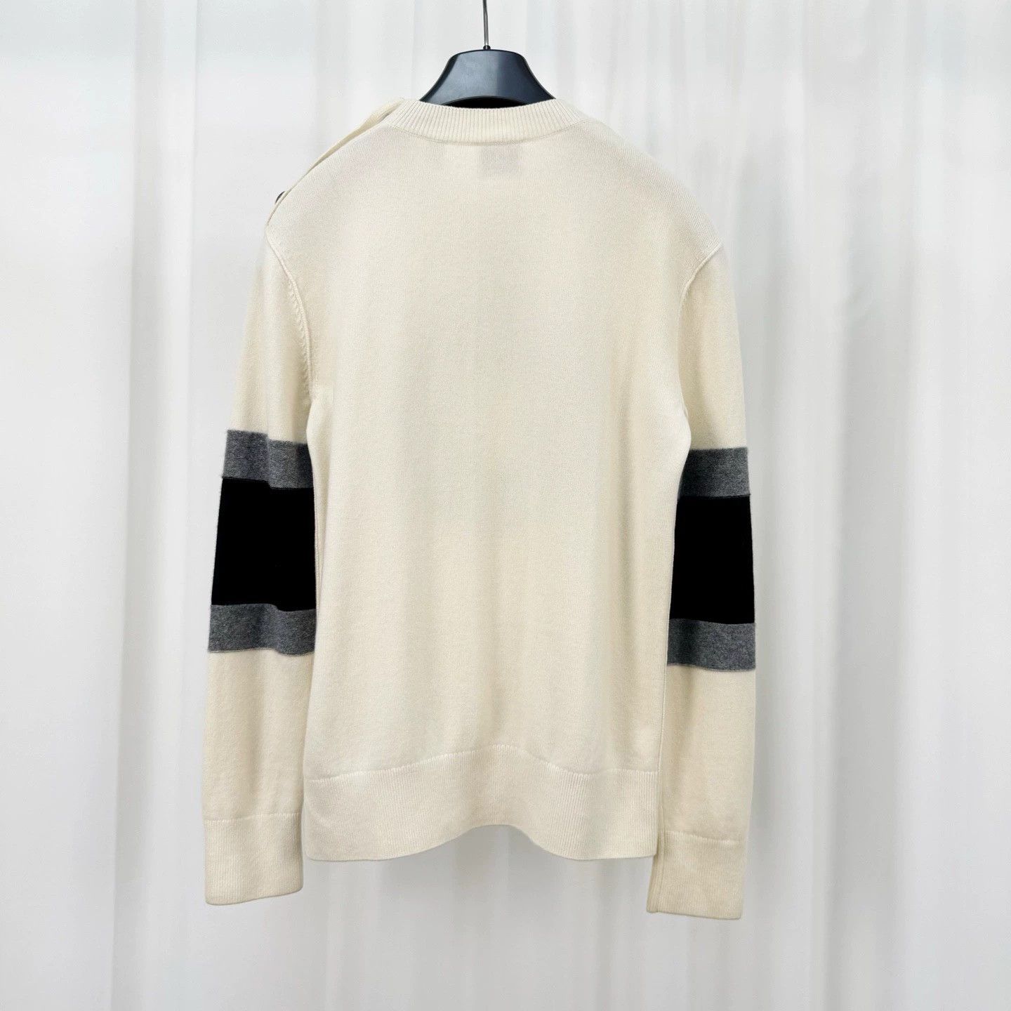 Burberry Burberry Flocked Logo Cashmere Sweater Size US XXS / EU 40 - 2 Thumbnail
