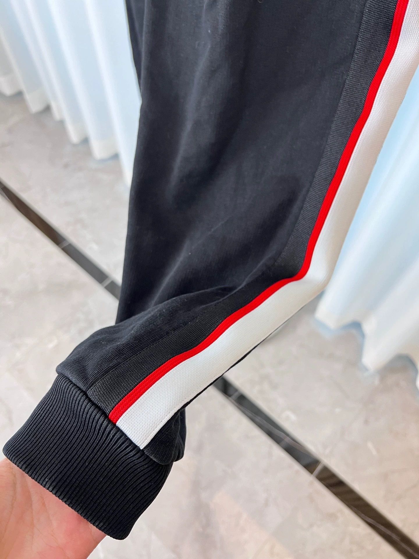 Burberry Burberry Large B Stripe Knit Sweatpants Size US 32 / EU 48 - 3 Thumbnail