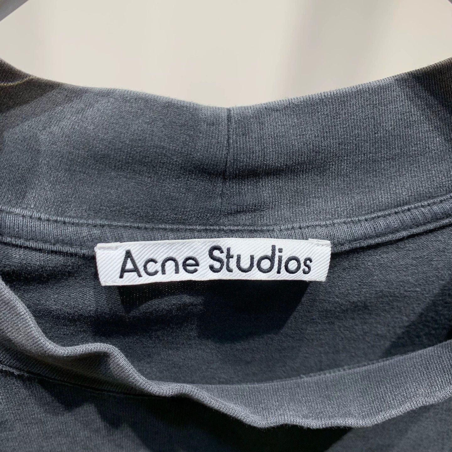 Acne Studios Acne Studios Washed Distressed Sweatshirt Size US L / EU 52-54 / 3 - 2 Thumbnail