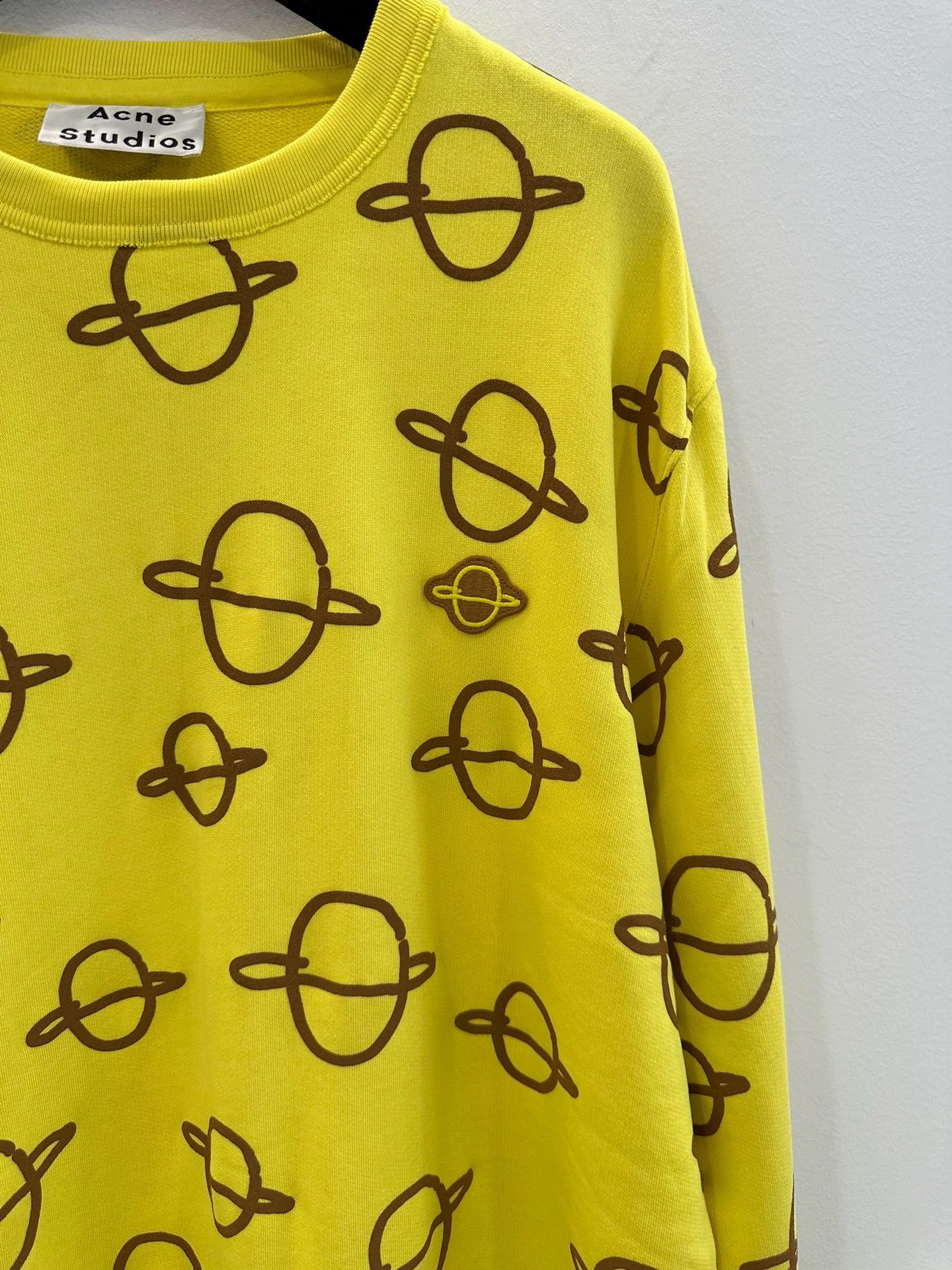 Acne Studios Acne Studios Planet Print Yellow Sweatshirt Size US L / EU 52-54 / 3 - 4 Thumbnail