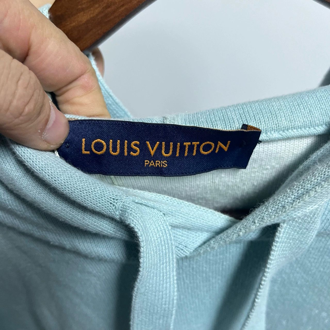 Louis Vuitton Louis Vuitton Gradient Monogram Hoodie N2118 Size US M / EU 48-50 / 2 - 3 Thumbnail