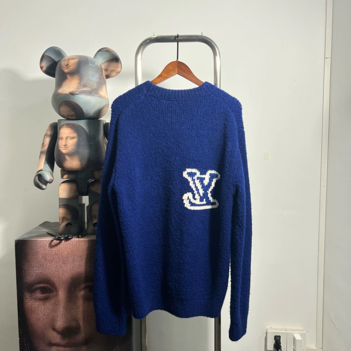 Louis Vuitton Louis Vuitton Blue Teddy Sweater R2721 Size US L / EU 52-54 / 3 - 2 Thumbnail