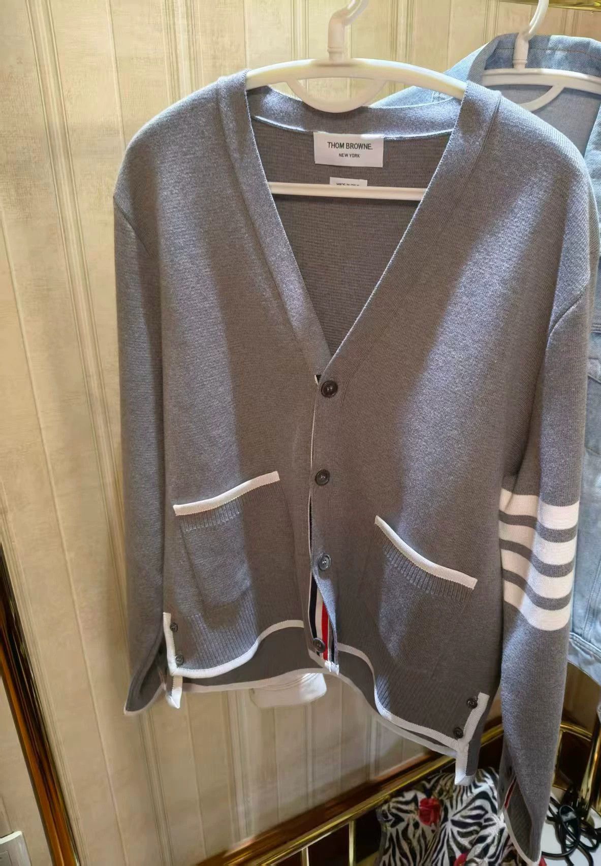 Thom Browne Thom Browne Men's Gray Cardigan Size 4 Size US M / EU 48-50 / 2 - 2 Thumbnail