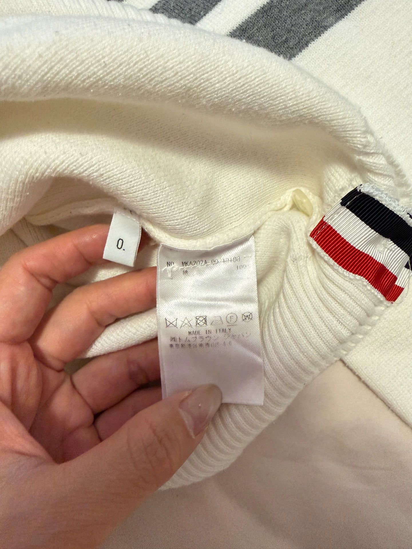 Thom Browne Thom Browne 4-Stripe White Knit Sweater Size US XS / EU 42 / 0 - 3 Thumbnail