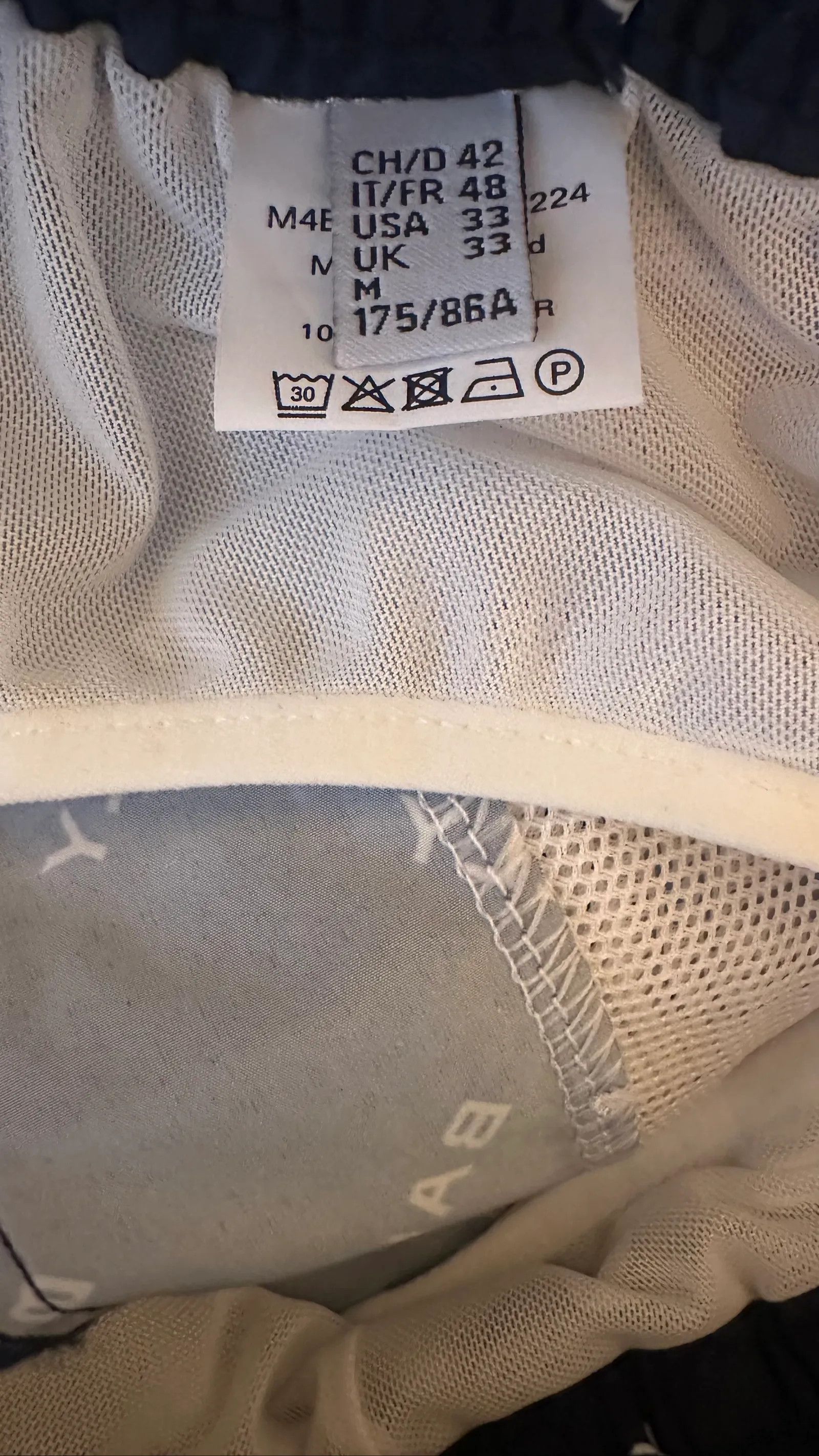 Bally Bally M4BA358F Shorts Size US 32 / EU 48 - 3 Thumbnail