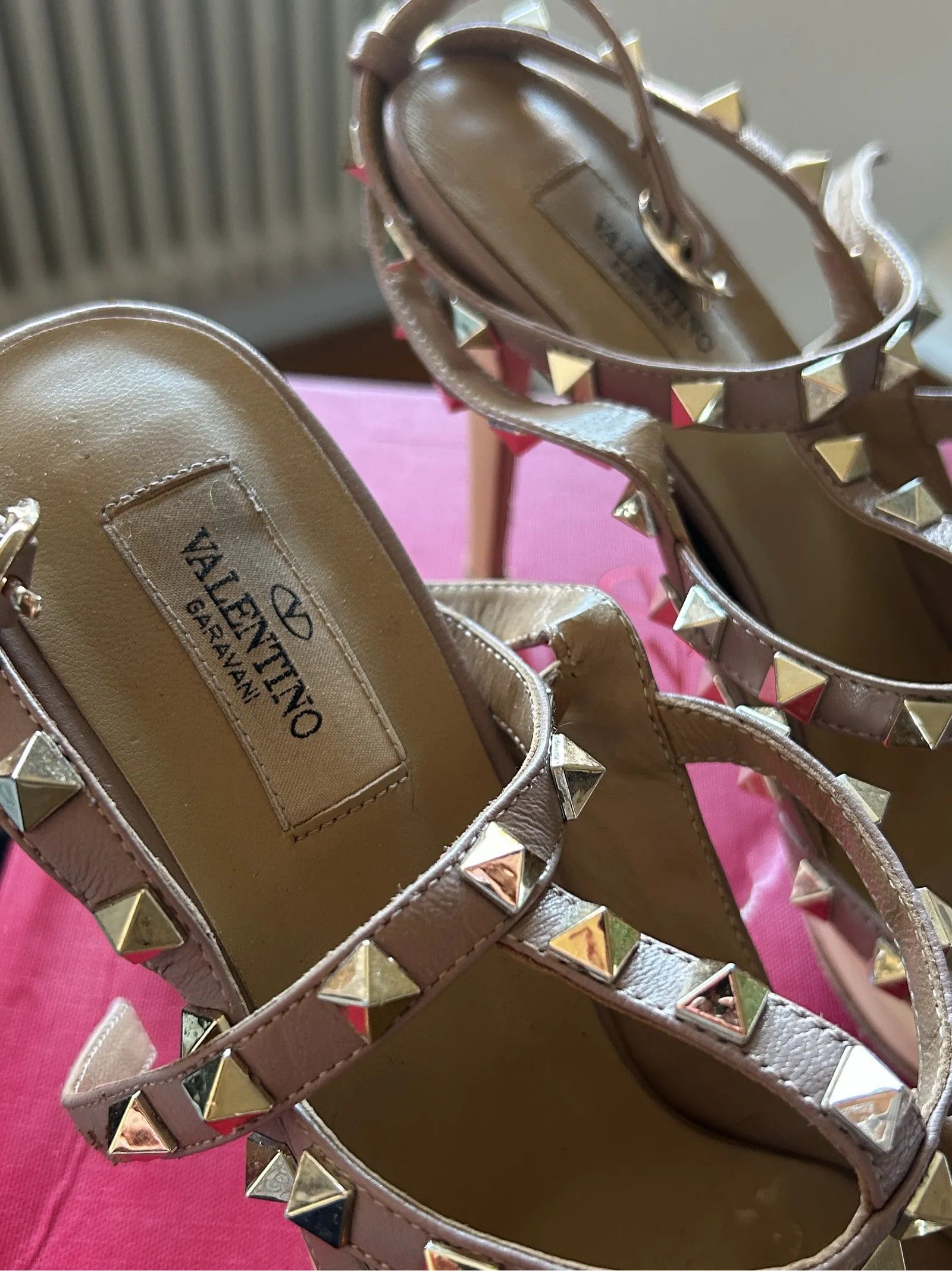 Valentino Valentino Garavani Rockstud pumps Heels Size US 8 / IT 38 - 5 Thumbnail