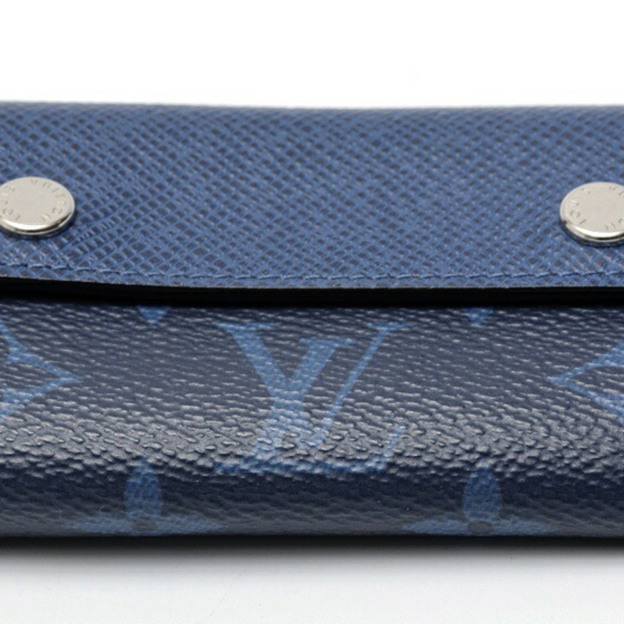 Louis Vuitton Louis Vuitton Discovery Compact Wallet Trifold M67620 Taiga Llama Blue K-159401 Size ONE SIZE - 3 Thumbnail