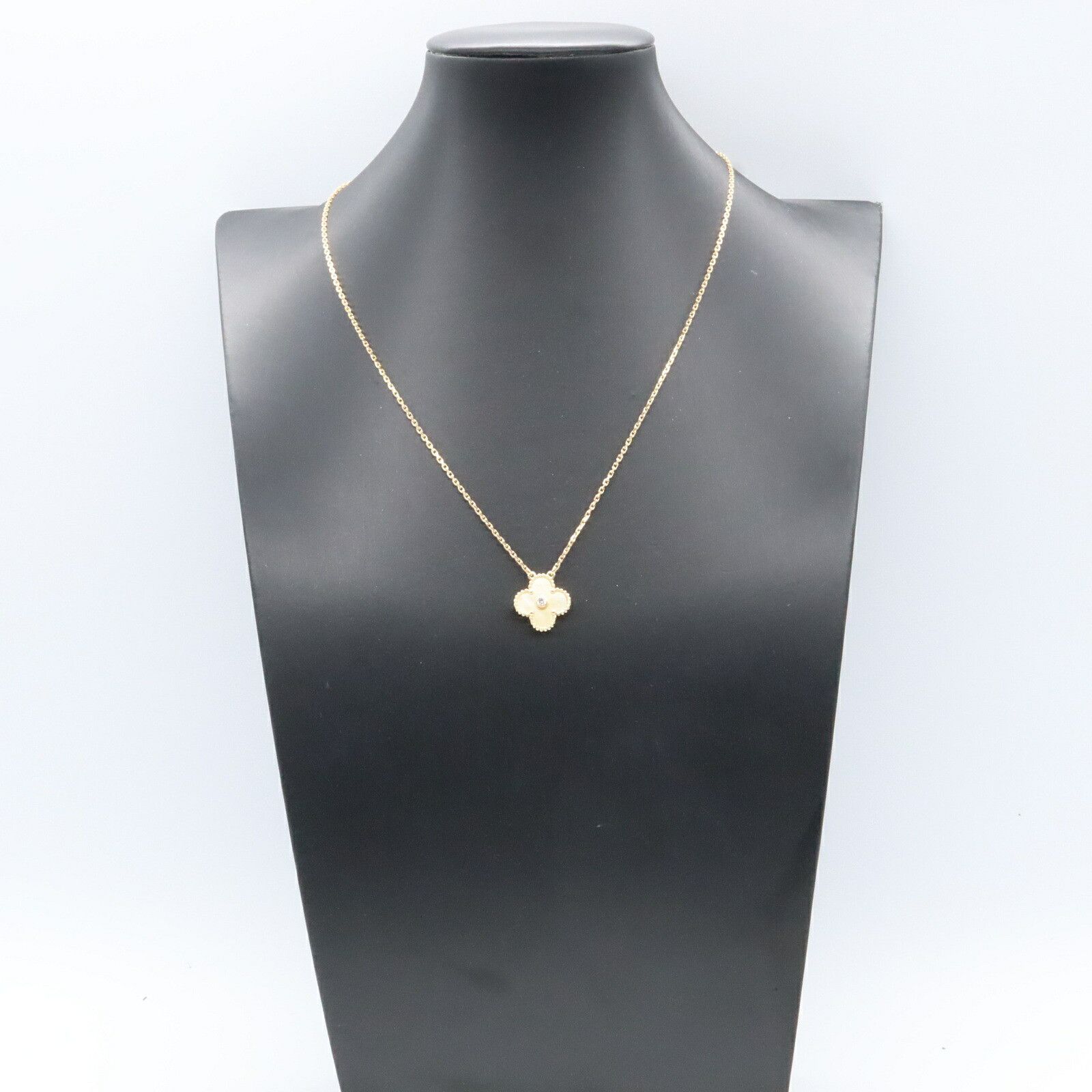 Van Cleef & Arpels Van Cleef & Arpels Van Cleef & Arpels Vintage Alhambra Au750 Diamond Yellow Mother of Pearl Necklace Crocodile skin Necklace DUTY FREE for USA Size ONE SIZE - 6 Thumbnail