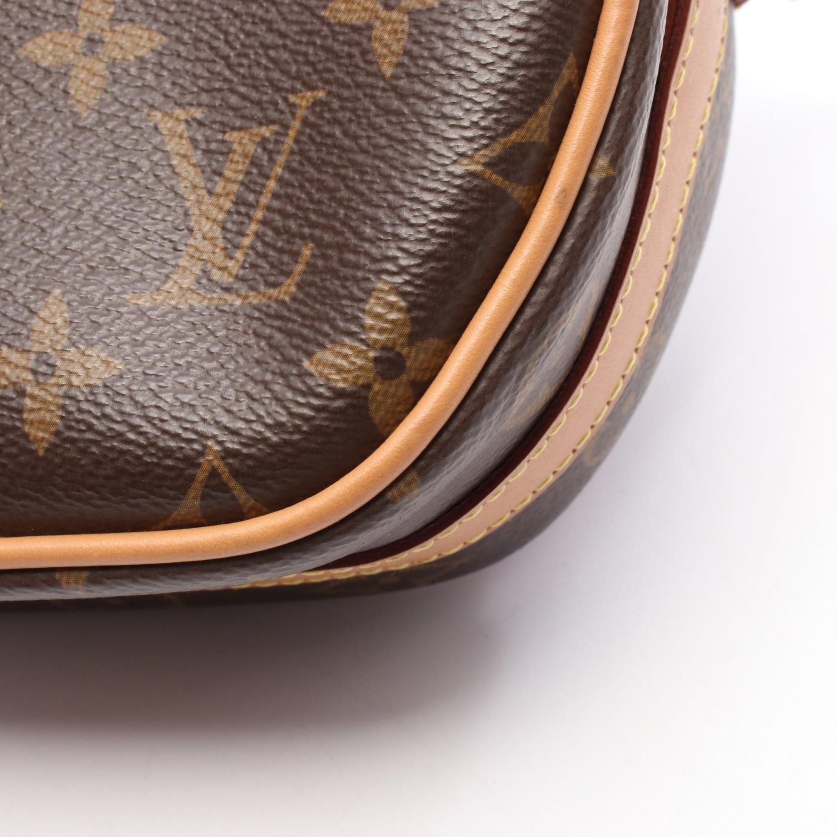 Louis Vuitton Louis Vuitton Louis Vuitton Boite Chapeau Souple PM Monogram Shoulder Bag Canvas Shoulder Bag M45149 DUTY FREE for USA Size ONE SIZE - 6 Thumbnail