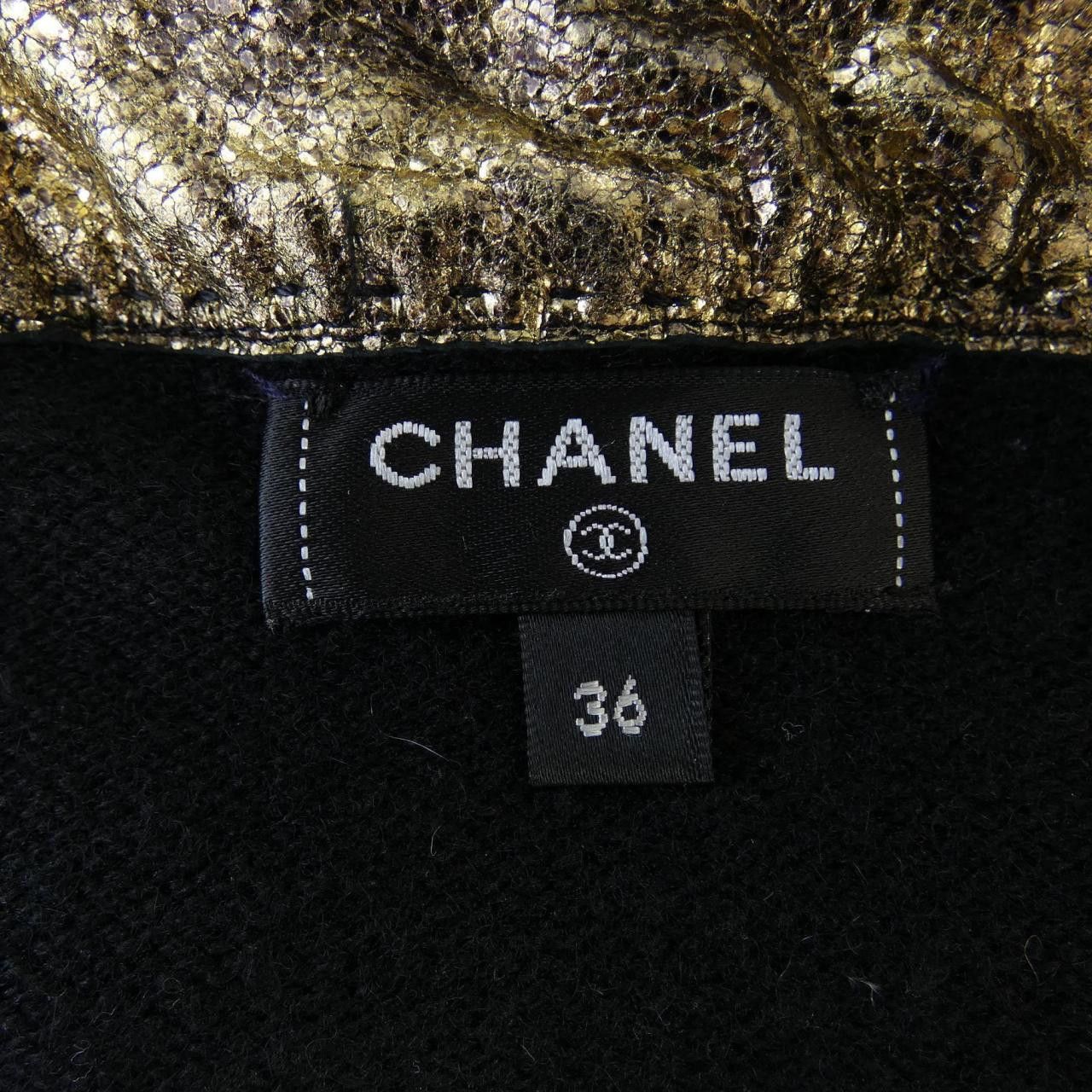 Chanel Chanel Chanel P60153K07849 100% Cashmere Cardigan Others Tops P60153K07849 DUTY FREE for USA Size ONE SIZE - 4 Thumbnail