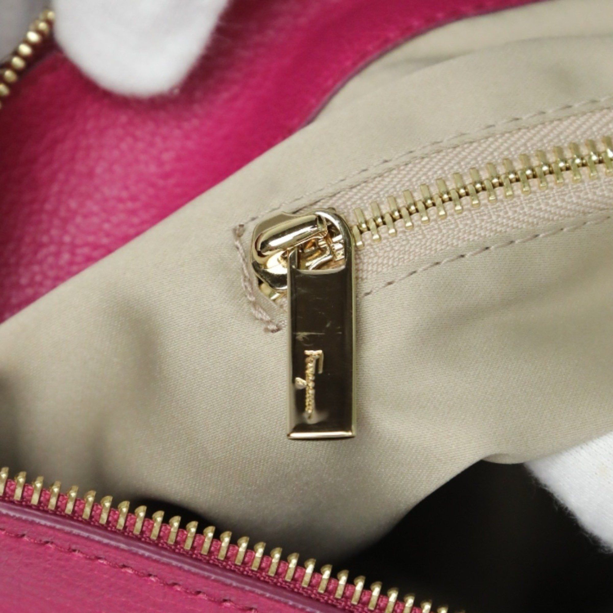 Salvatore Ferragamo Salvatore Ferragamo Gancini leather handbag/shoulder bag in pink Size ONE SIZE - 16 Thumbnail