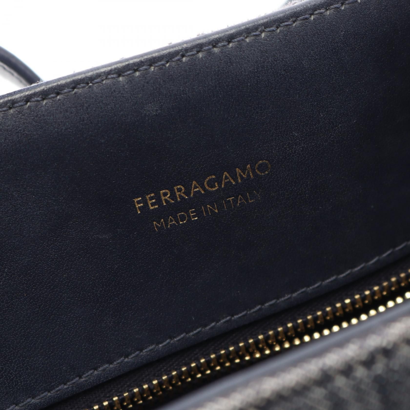 Salvatore Ferragamo Salvatore Ferragamo Salvatore Ferragamo Denim Leather Handbag Denim Handbag 219407 DUTY FREE for USA Size ONE SIZE - 4 Thumbnail