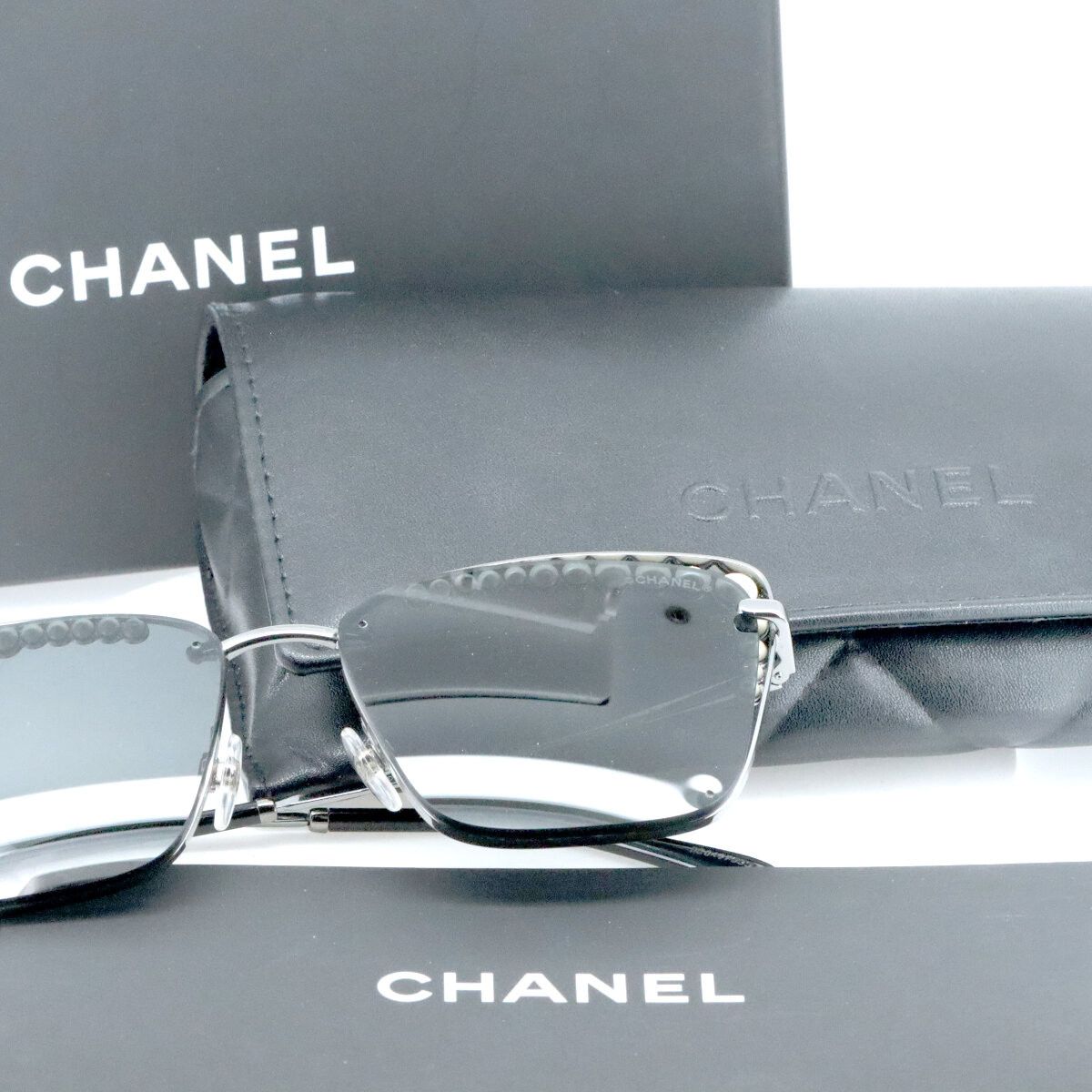 Chanel Chanel Chanel 4235-H Sunglasses Plastic Sunglasses 4235-H DUTY FREE for USA Size ONE SIZE - 9 Thumbnail