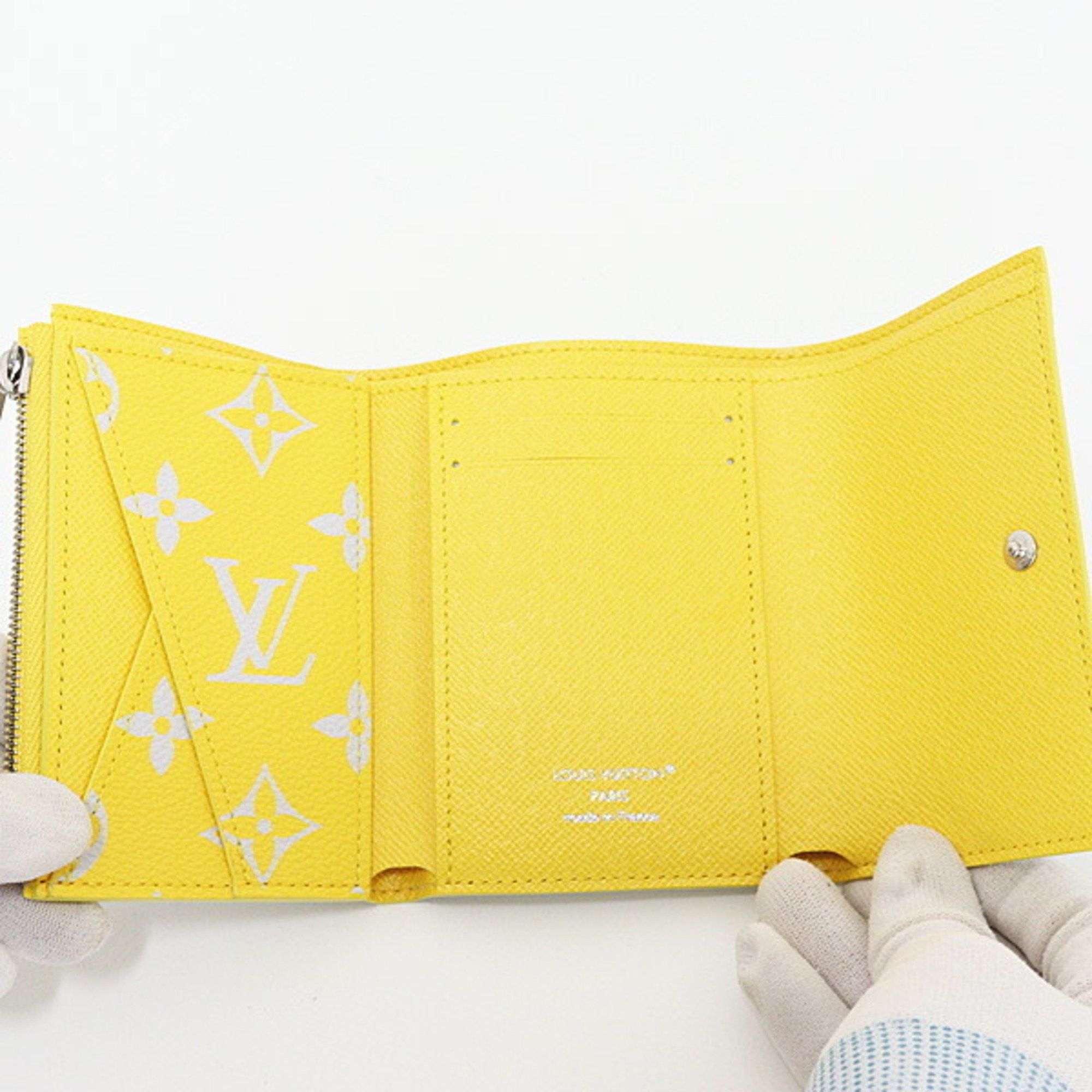 Louis Vuitton Louis Vuitton Victor Wallet Monogram Glow Canvas Gray/Yellow M14764 Compact Unused Size ONE SIZE - 2 Thumbnail