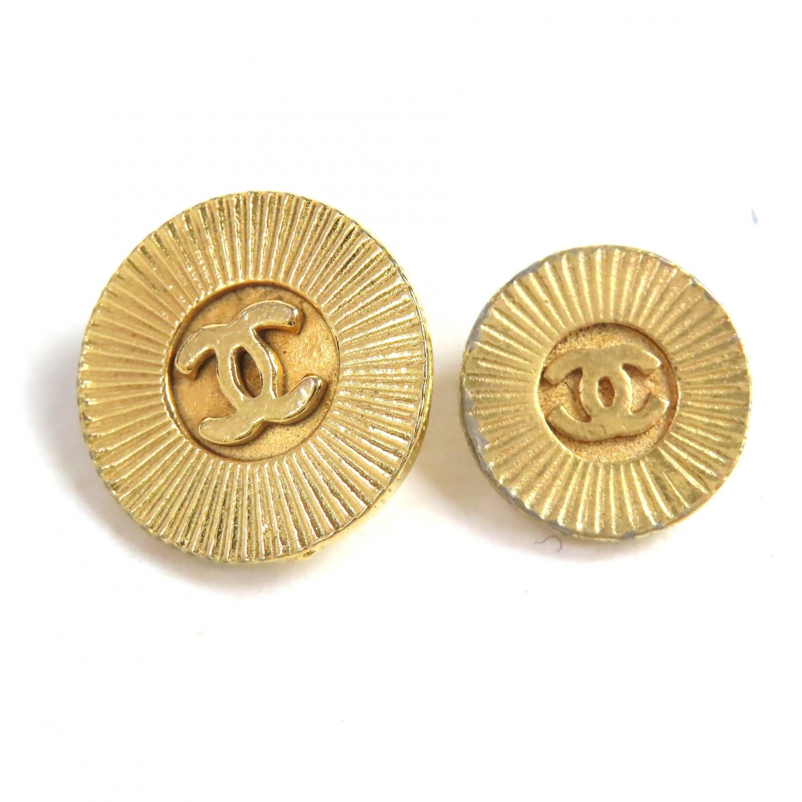 Chanel Chanel Chanel COCO Mark Button Metal Other DUTY FREE for USA Size ONE SIZE - 3 Thumbnail