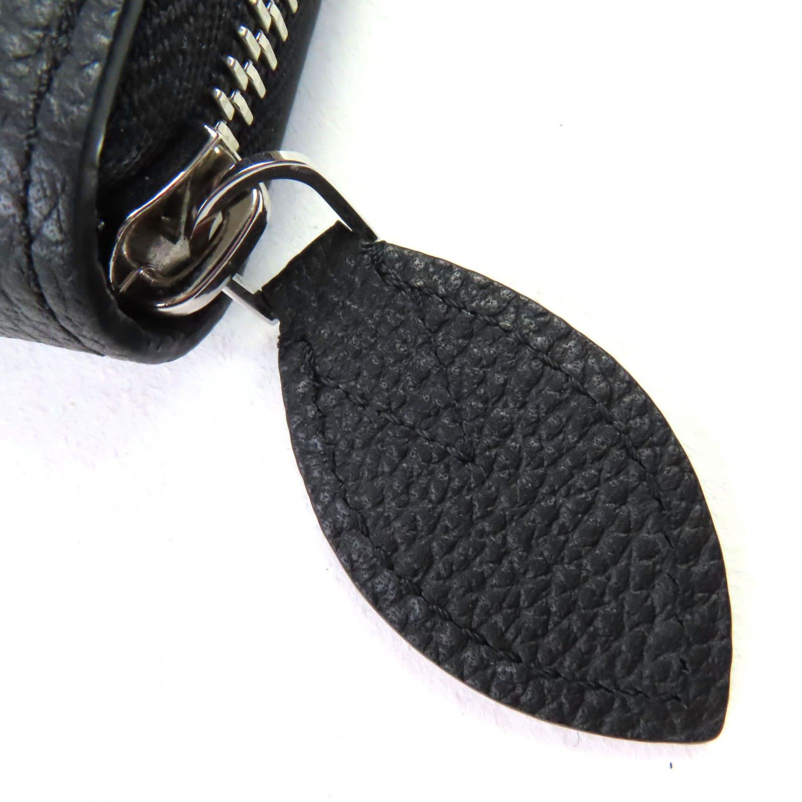Louis Vuitton Louis Vuitton Louis Vuitton Zippy Mahina Wallet Leather Long Wallet M61867 DUTY FREE for USA Size ONE SIZE - 8 Thumbnail