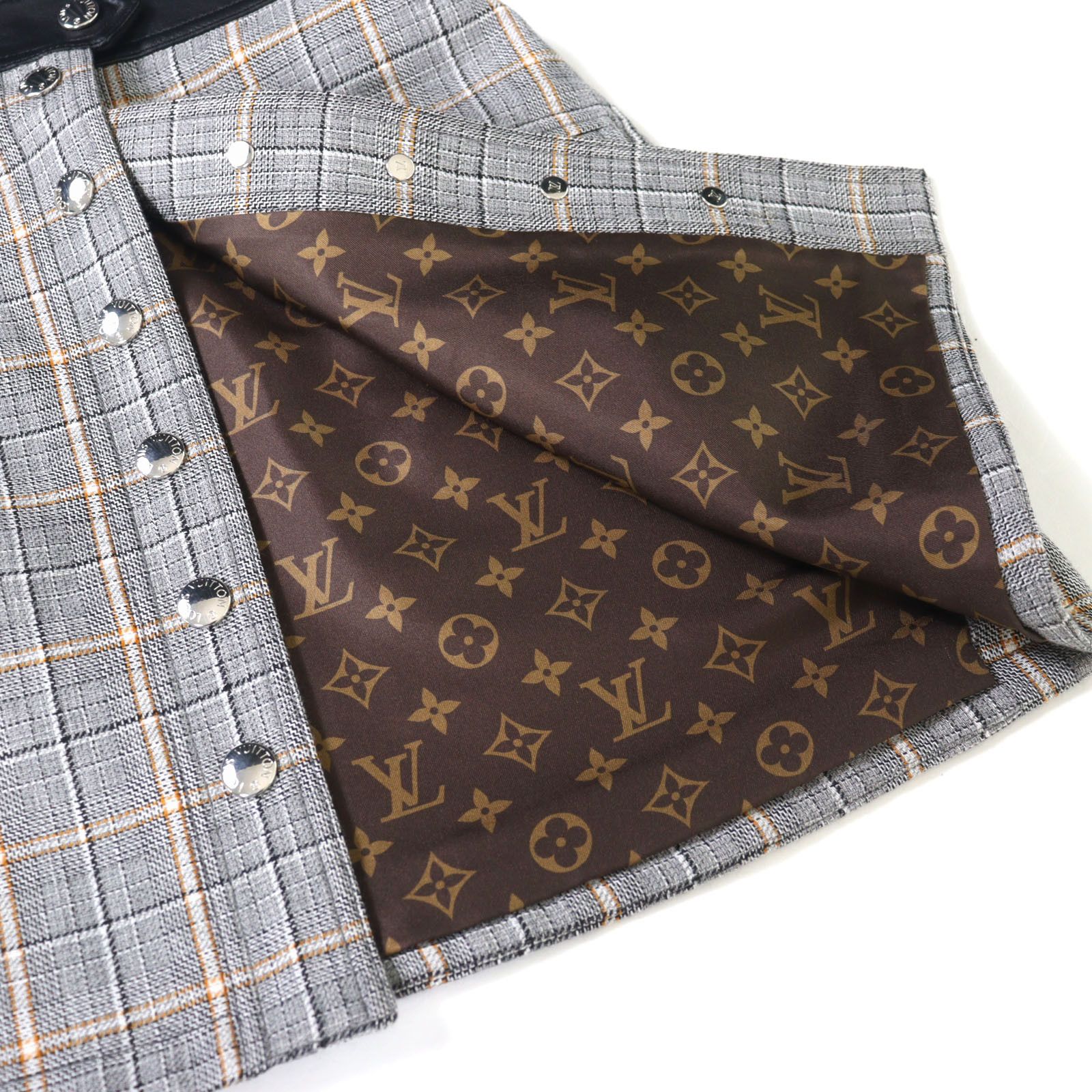 Louis Vuitton Louis Vuitton Louis Vuitton Logo Button Leather Switching Dress Leather Dresses FPDR64 DUTY FREE for USA Size ONE SIZE - 8 Thumbnail