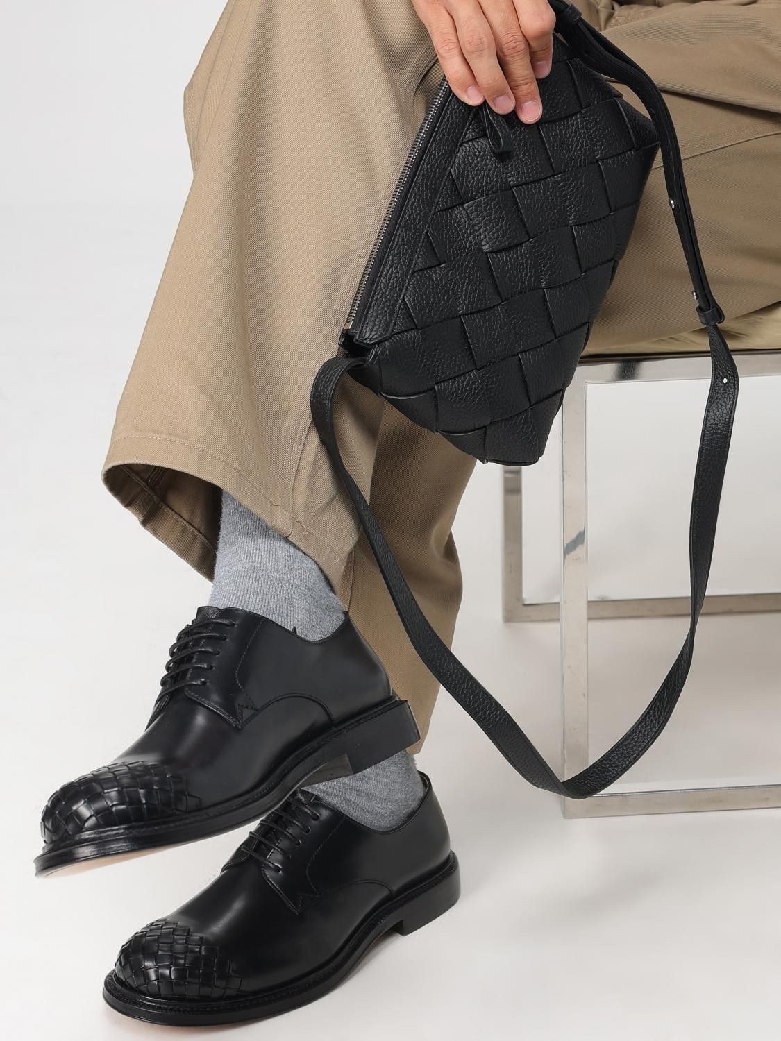 Bottega Veneta Bottega Veneta Shoulder Bag Men Black Size ONE SIZE - 2 Thumbnail