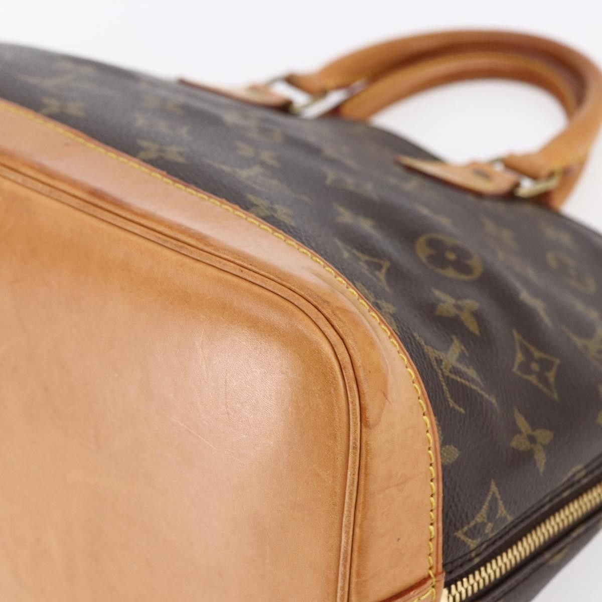 Louis Vuitton Louis Vuitton Alma Handbag Monogram Canvas Size ONE SIZE - 9 Thumbnail