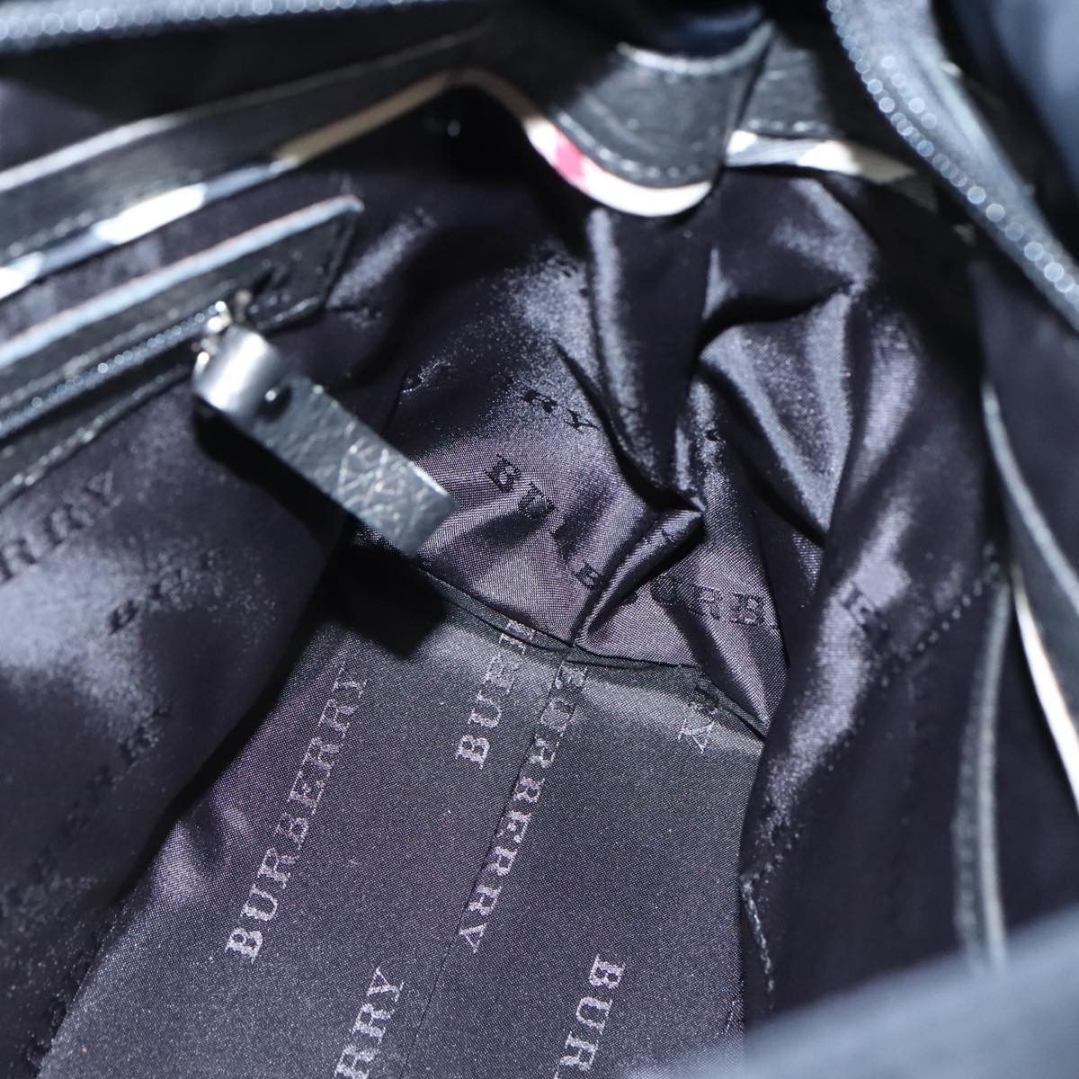 Burberry Burberry Vintage Shoulder Bag Nylon Size ONE SIZE - 20 Thumbnail
