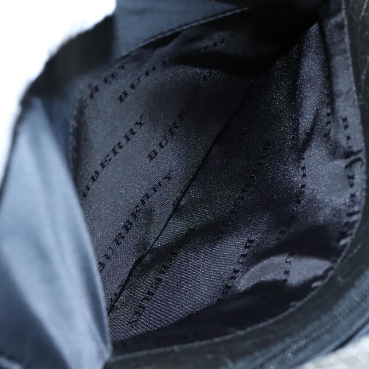 Burberry Burberry Vintage Shoulder Bag Nylon Size ONE SIZE - 24 Thumbnail