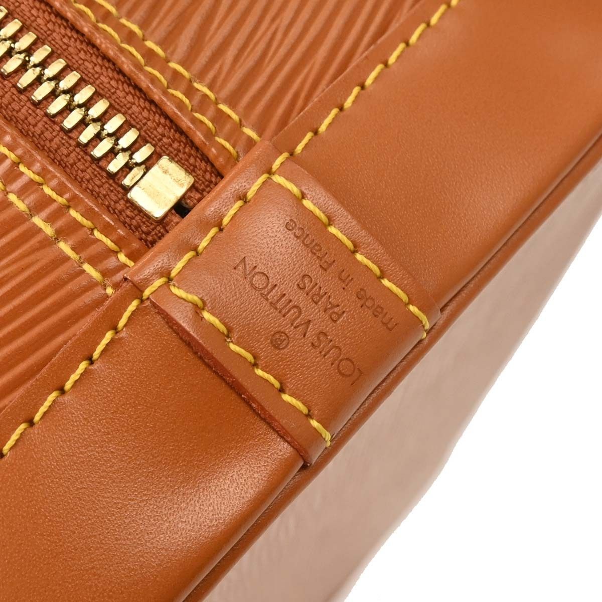 Louis Vuitton Louis Vuitton Alma Handbag Epi Leather Size ONE SIZE - 5 Thumbnail
