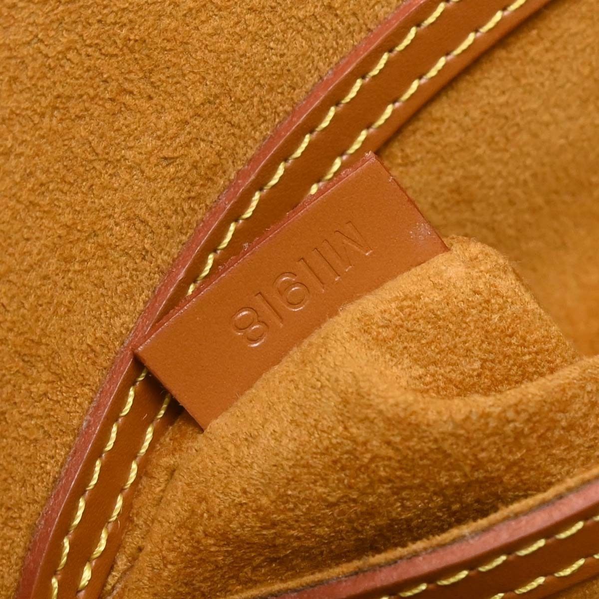 Louis Vuitton Louis Vuitton Alma Handbag Epi Leather Size ONE SIZE - 4 Thumbnail