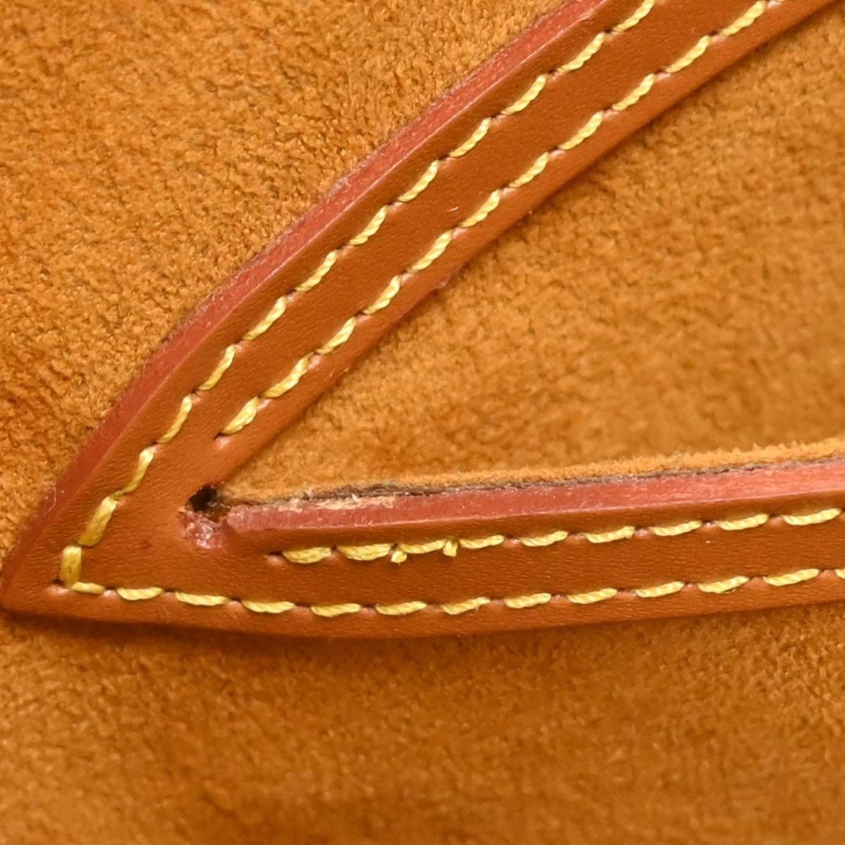 Louis Vuitton Louis Vuitton Alma Handbag Epi Leather Size ONE SIZE - 10 Thumbnail