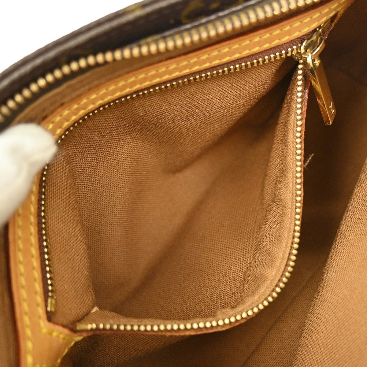 Louis Vuitton Louis Vuitton Trotteur Handbag Monogram Canvas Size ONE SIZE - 9 Thumbnail
