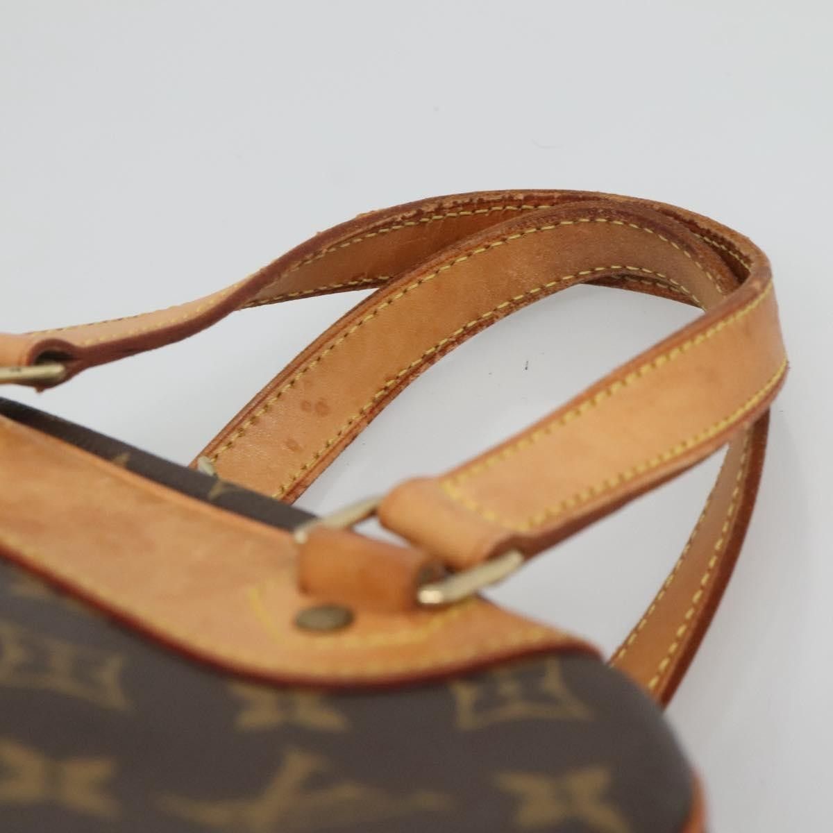 Louis Vuitton Louis Vuitton Excursion Handbag Monogram Canvas Size ONE SIZE - 16 Thumbnail