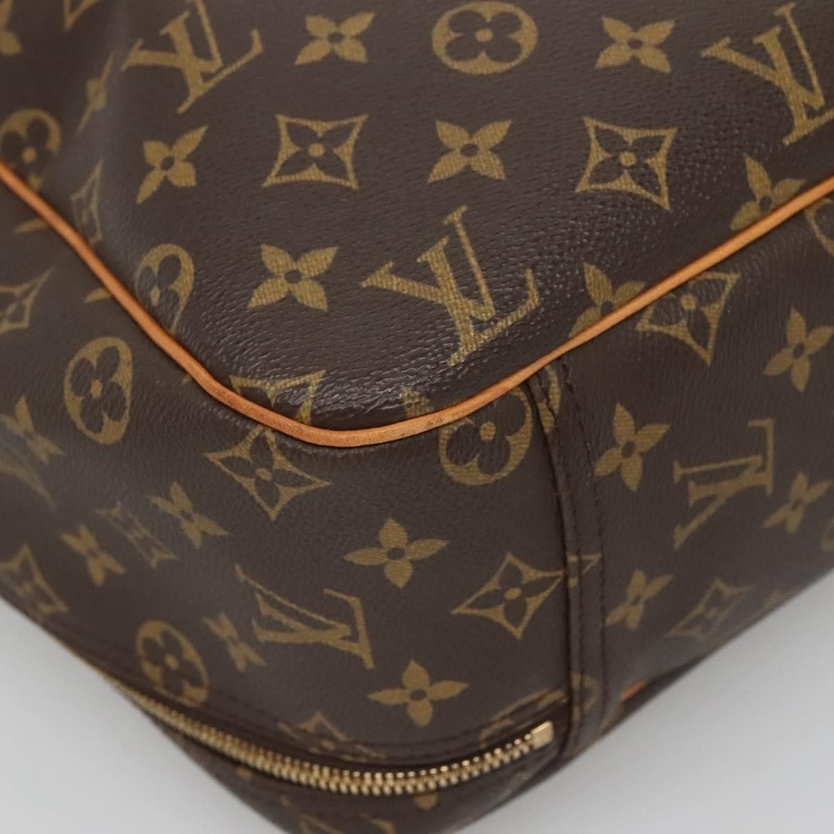 Louis Vuitton Louis Vuitton Excursion Handbag Monogram Canvas Size ONE SIZE - 12 Thumbnail