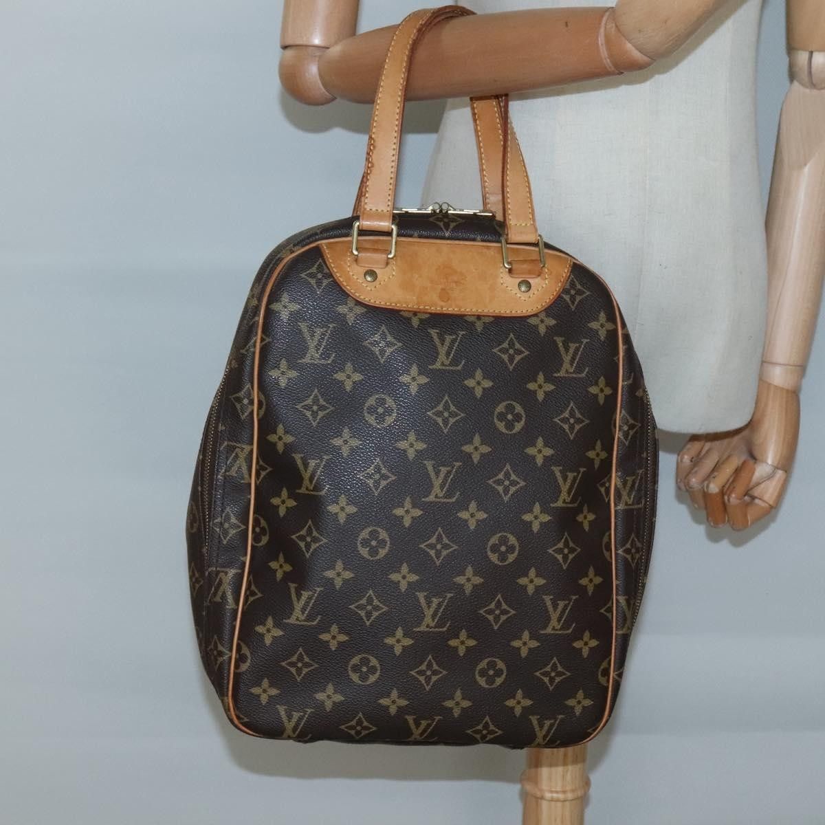 Louis Vuitton Louis Vuitton Excursion Handbag Monogram Canvas Size ONE SIZE - 14 Thumbnail