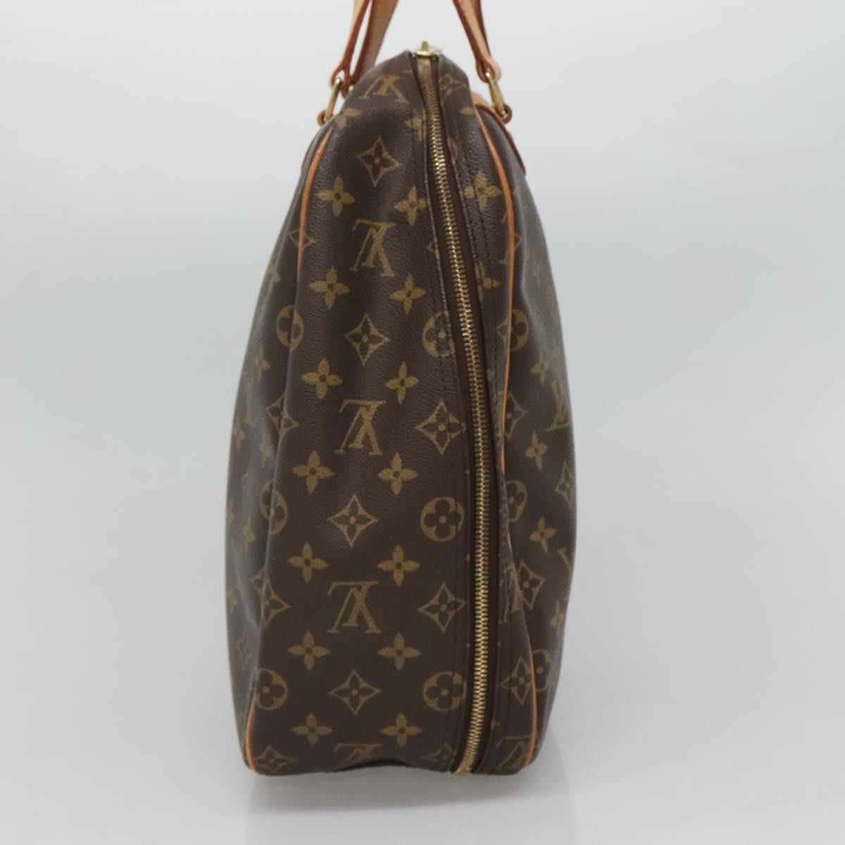 Louis Vuitton Louis Vuitton Excursion Handbag Monogram Canvas Size ONE SIZE - 3 Thumbnail