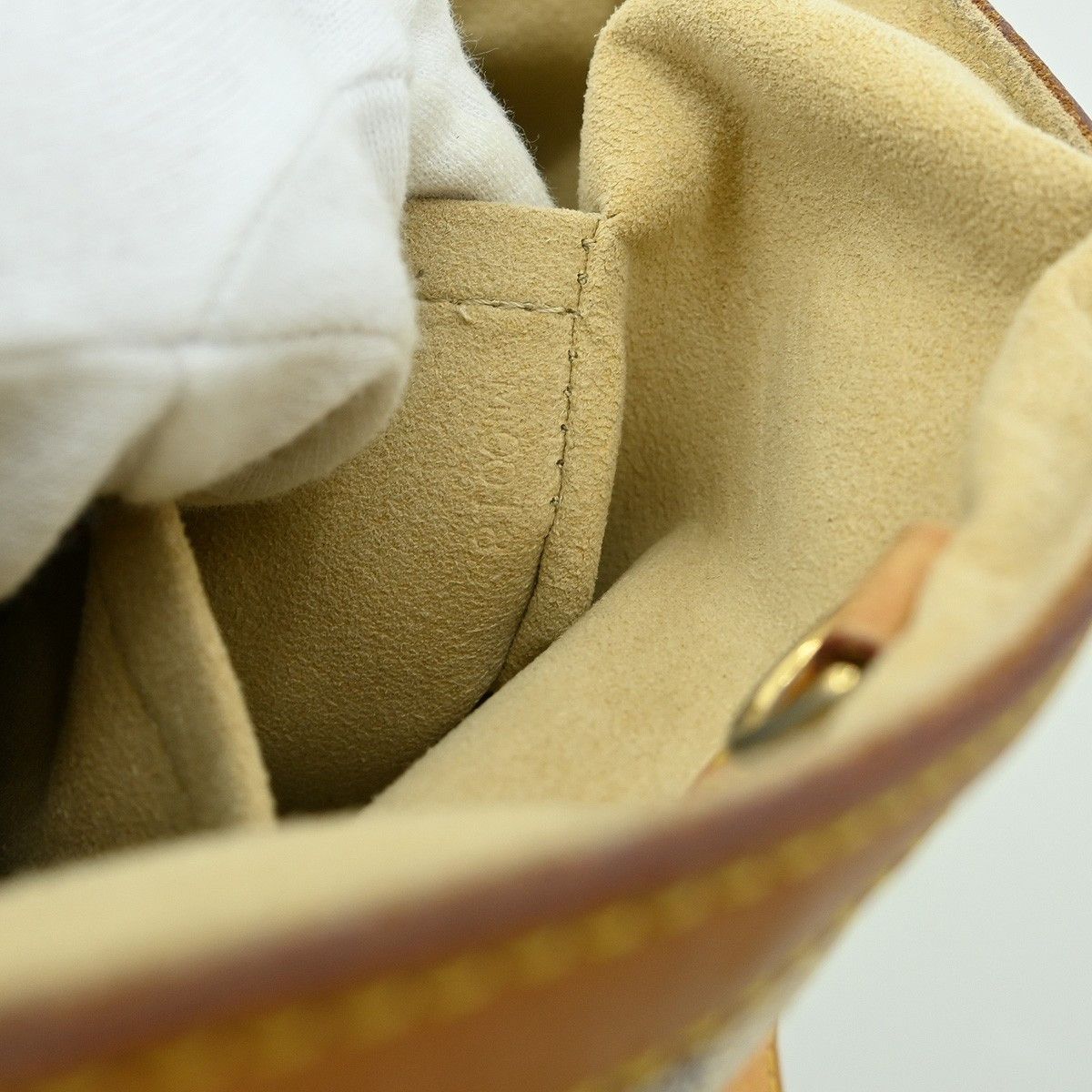Louis Vuitton Louis Vuitton Hampstead Handbag Damier Size ONE SIZE - 5 Thumbnail