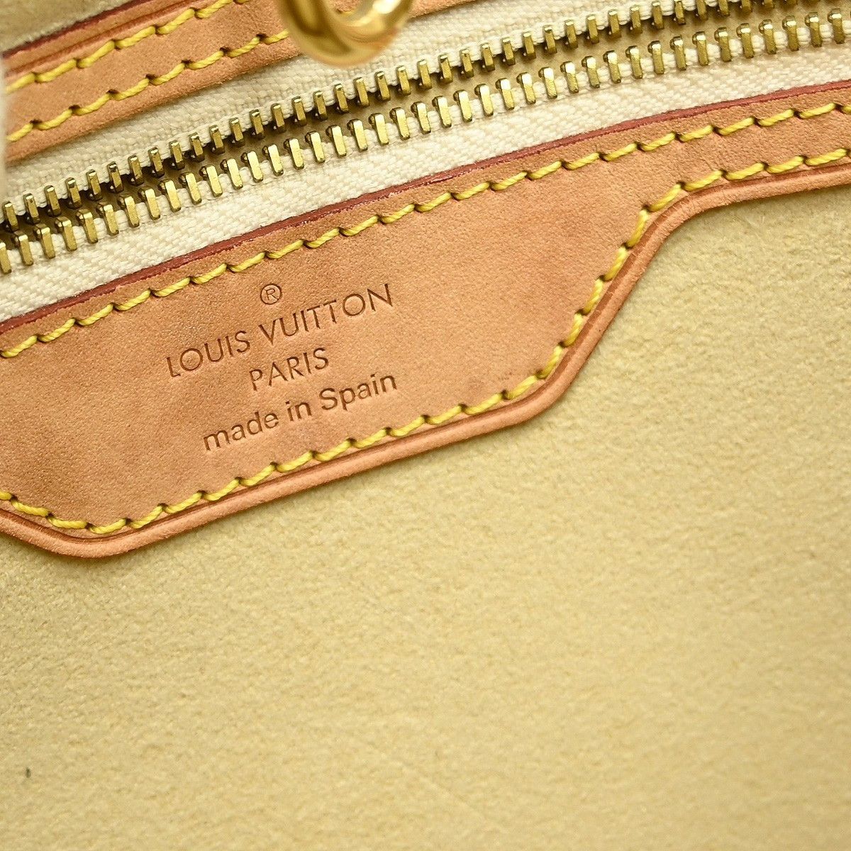 Louis Vuitton Louis Vuitton Hampstead Handbag Damier Size ONE SIZE - 4 Thumbnail