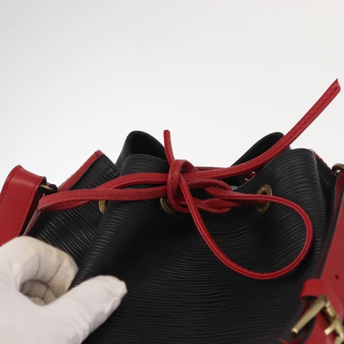 Louis Vuitton Louis Vuitton Bicolor Noe Handbag Epi Leather Size ONE SIZE - 16 Thumbnail
