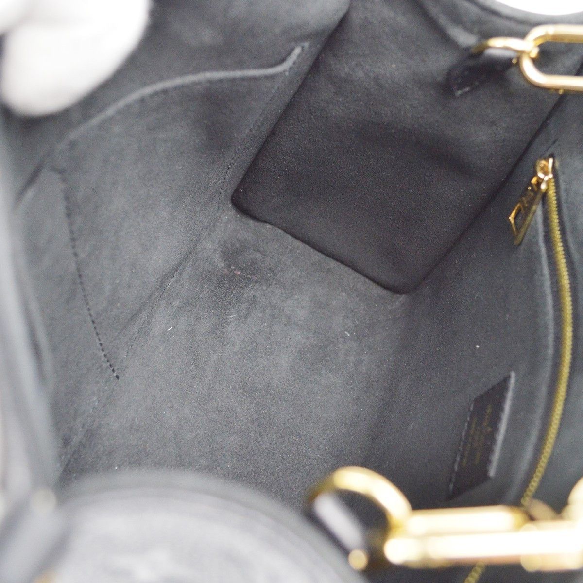 Louis Vuitton Louis Vuitton OnTheGo Tote Monogram Empreinte Giant Size ONE SIZE - 3 Thumbnail