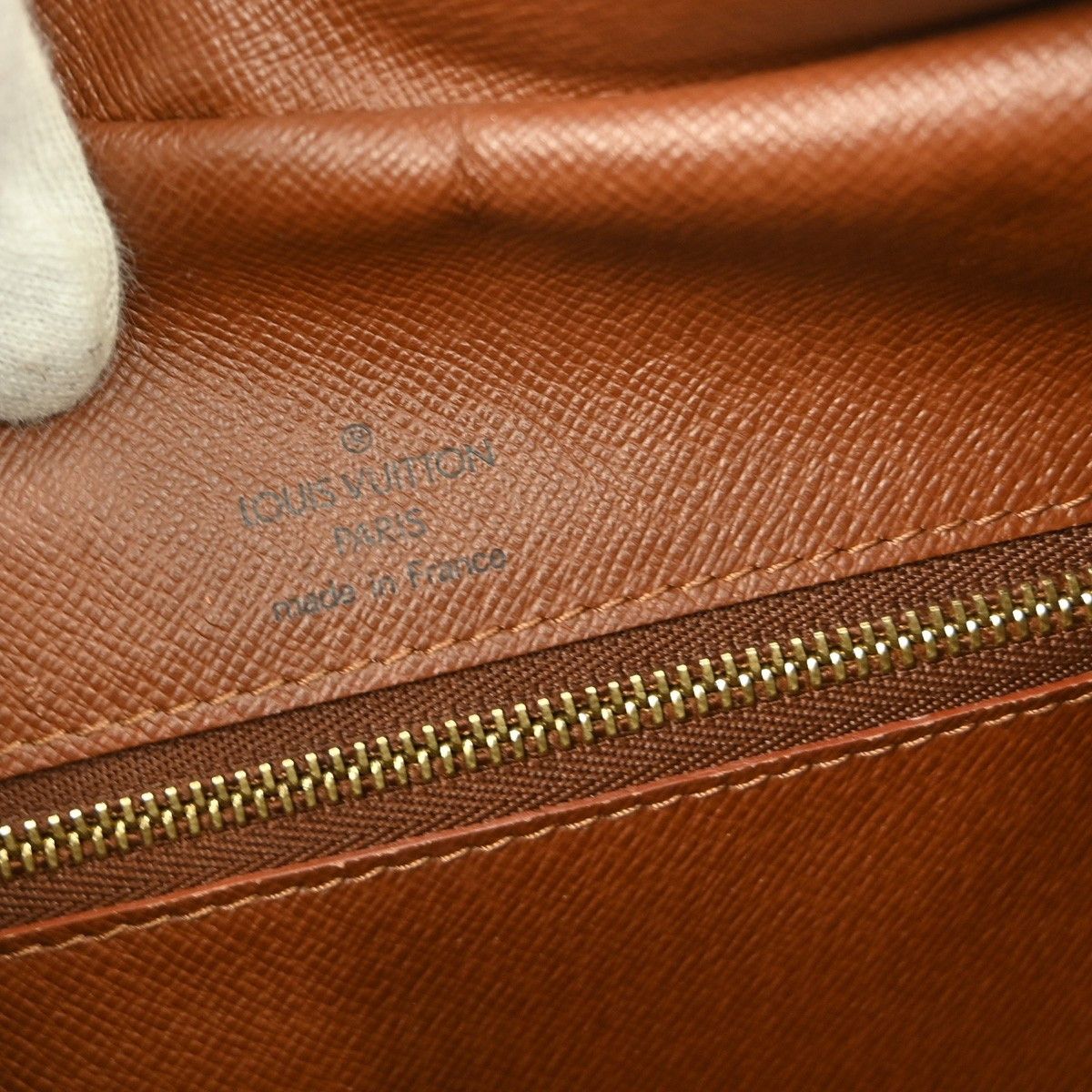 Louis Vuitton Louis Vuitton Boulogne Handbag Monogram Canvas Size ONE SIZE - 4 Thumbnail