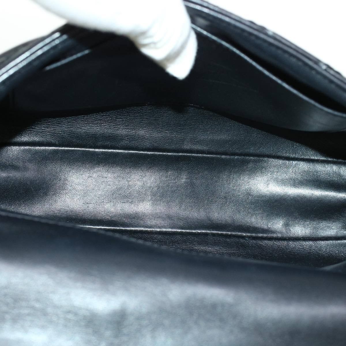 Louis Vuitton Louis Vuitton GO-14 Handbag Malletage Leather Size ONE SIZE - 5 Thumbnail