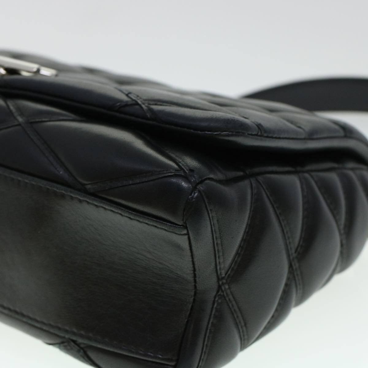 Louis Vuitton Louis Vuitton GO-14 Handbag Malletage Leather Size ONE SIZE - 11 Thumbnail