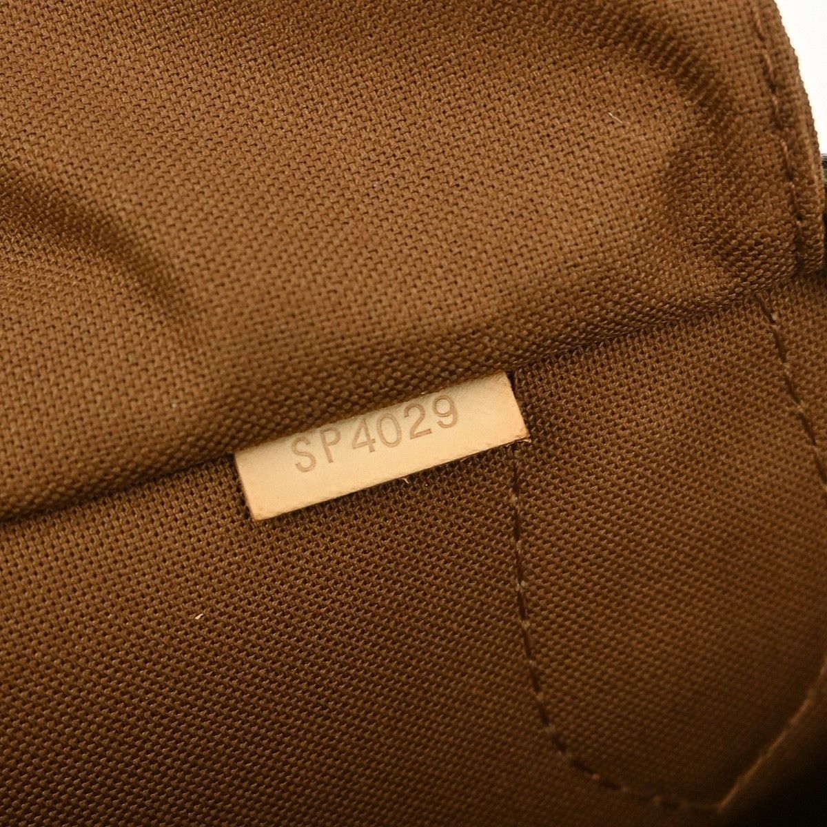 Louis Vuitton Louis Vuitton Montorgueil Handbag Monogram Canvas Size ONE SIZE - 4 Thumbnail